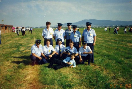 Usporiadateľská služba pri príchode pápeža Jána Pavla II. do Nitry - Letisko Ivanka pri Nitre - rok 1995